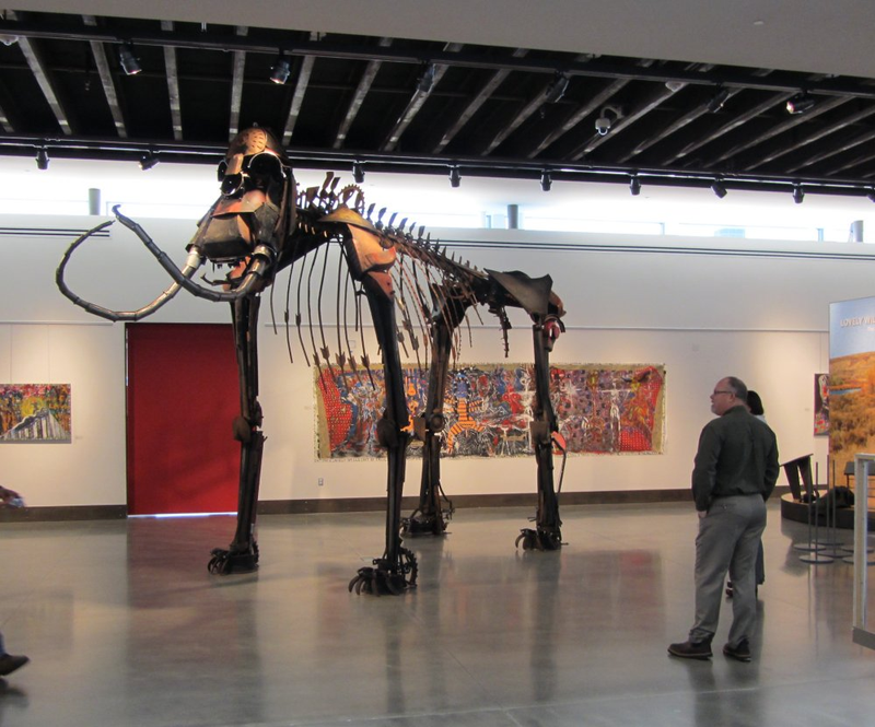 Illustration for article titled A One-Ton Metal Mammoth Made from Old Farm Equipment